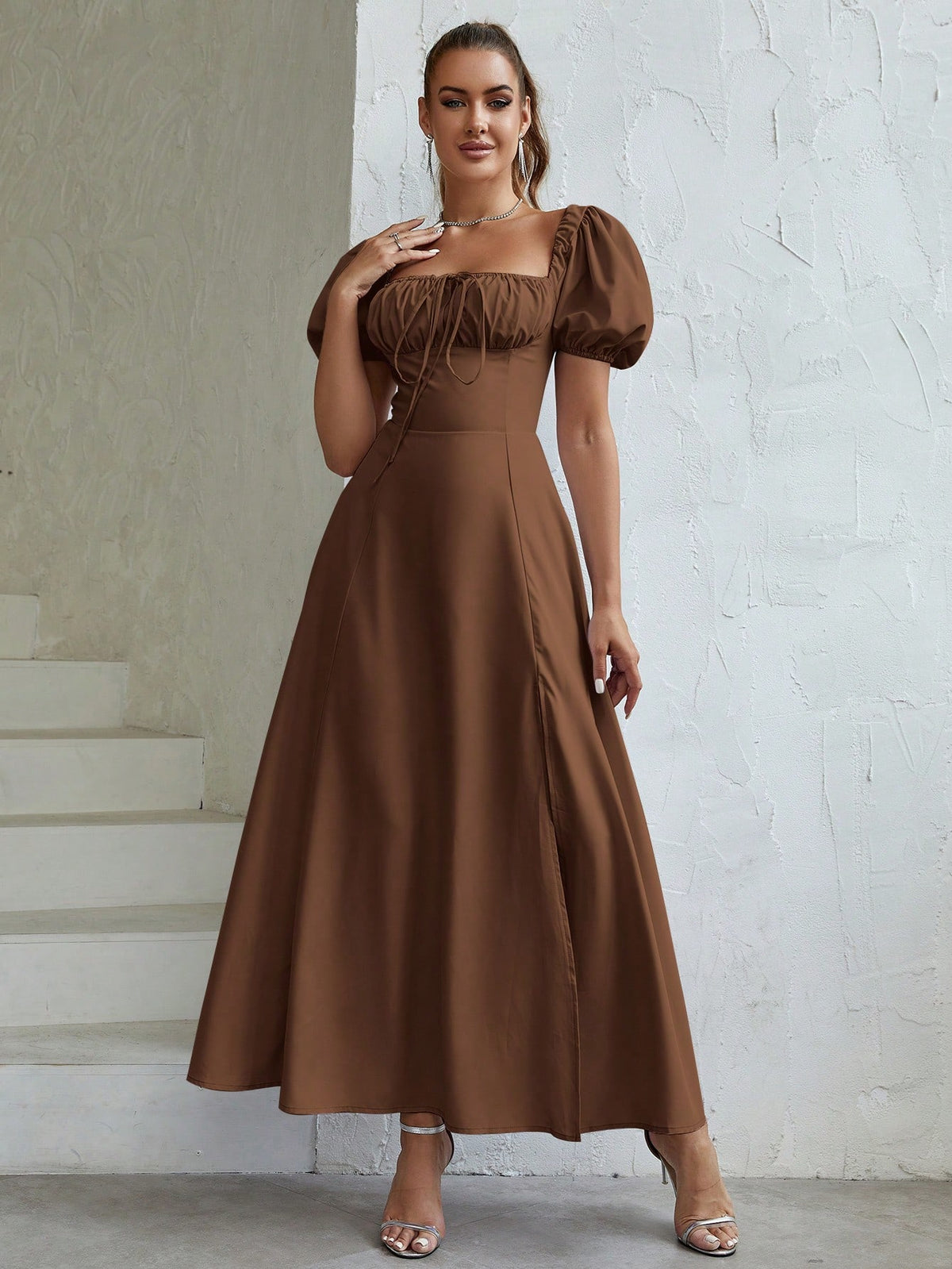 Vestido Longo Manuela Ombro a Ombro com Busto Franzido e Fenda