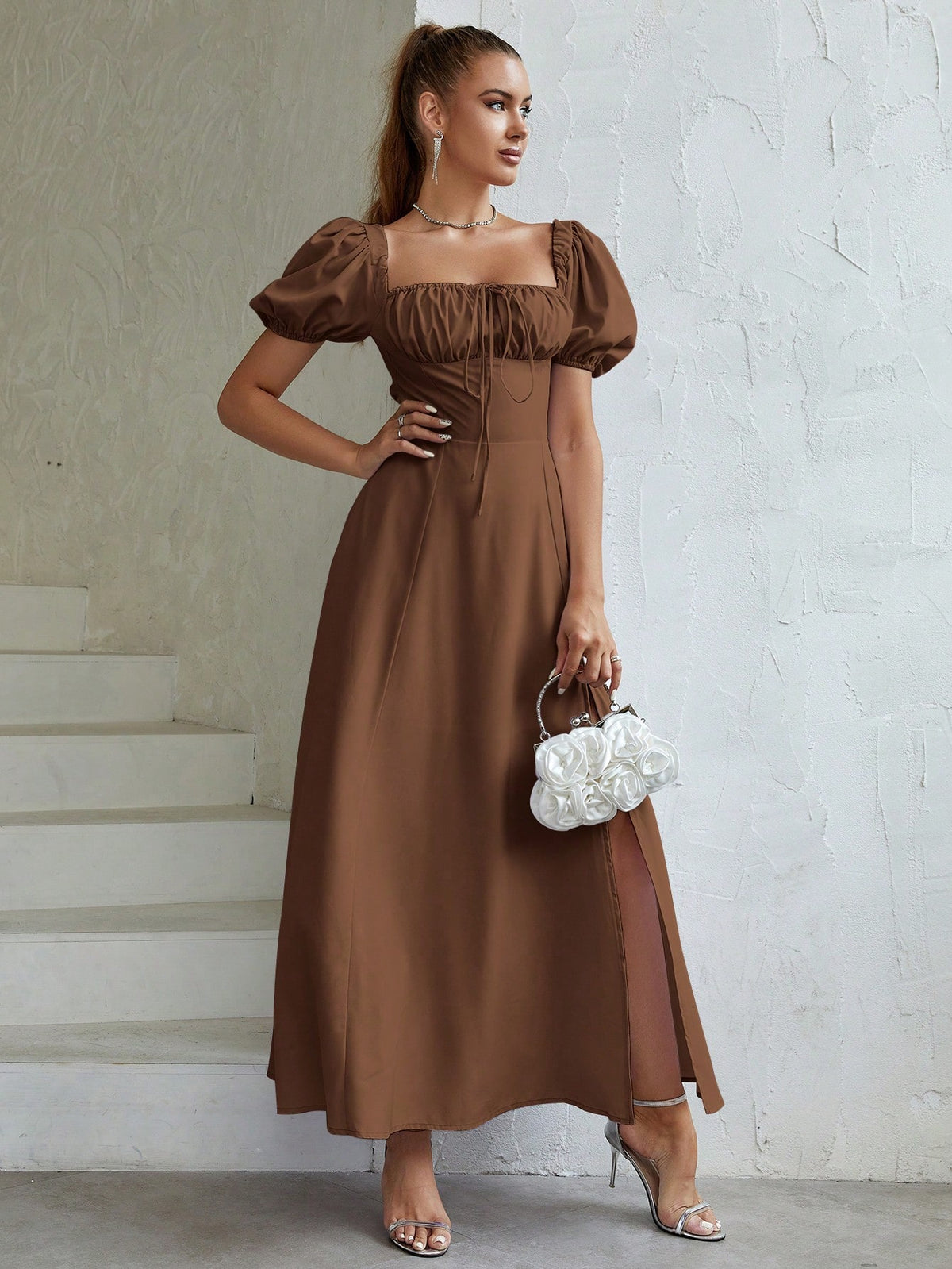 Vestido Longo Manuela Ombro a Ombro com Busto Franzido e Fenda