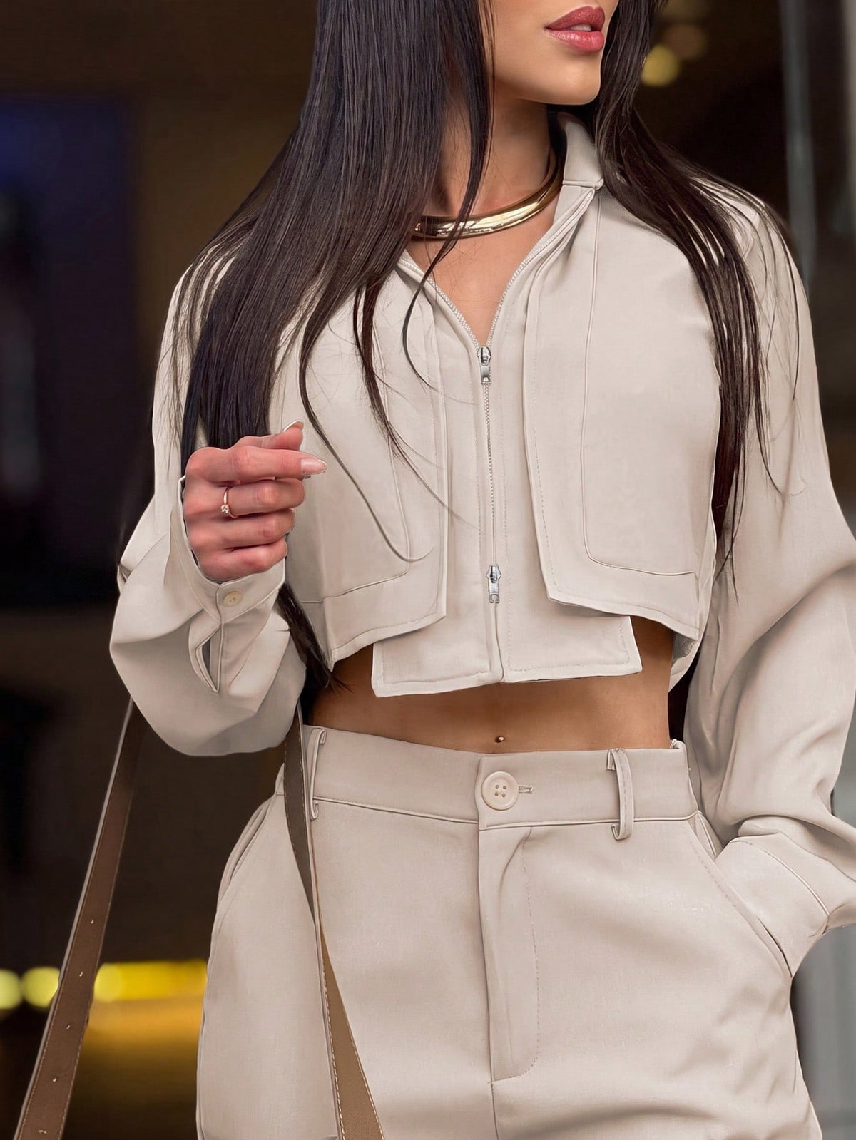 Conjunto Utilitário Isadora com Zíper de Metal e Bolsos, Leve e Soltinho