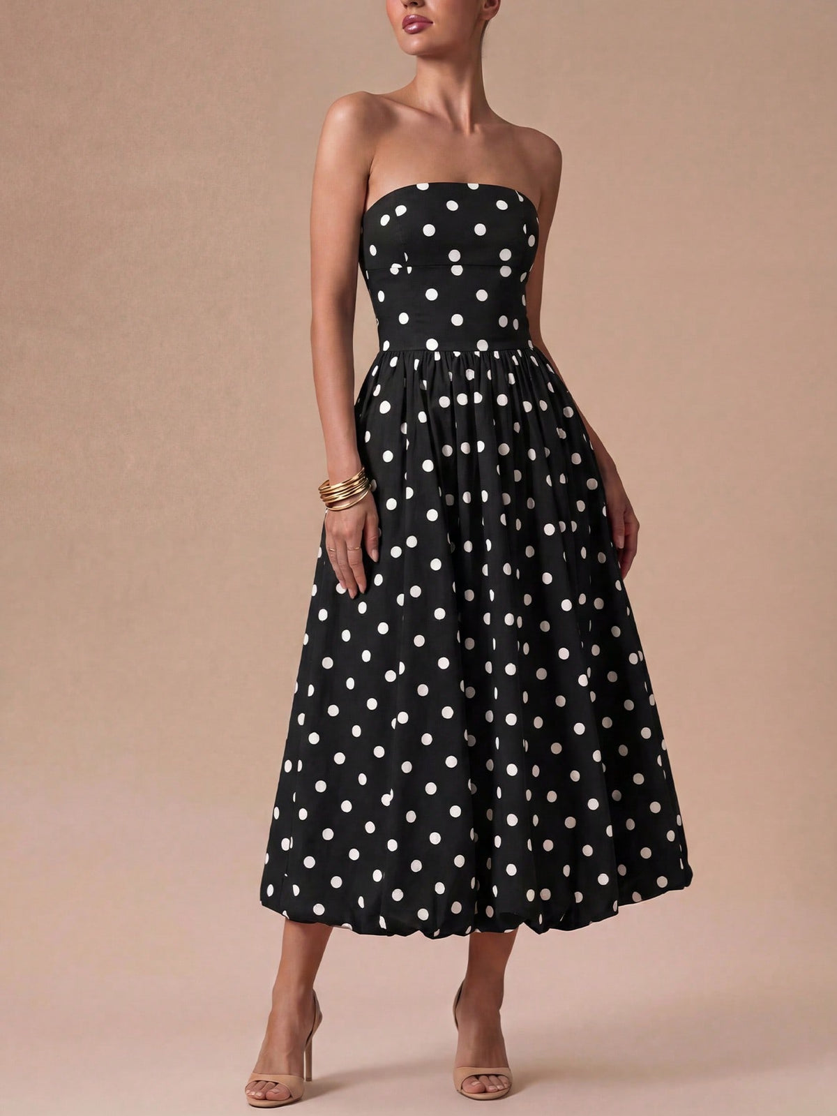 Vestido Midi Sofia de Poá Tomara que Caia com Barra Balonê, para Casamento e Festa