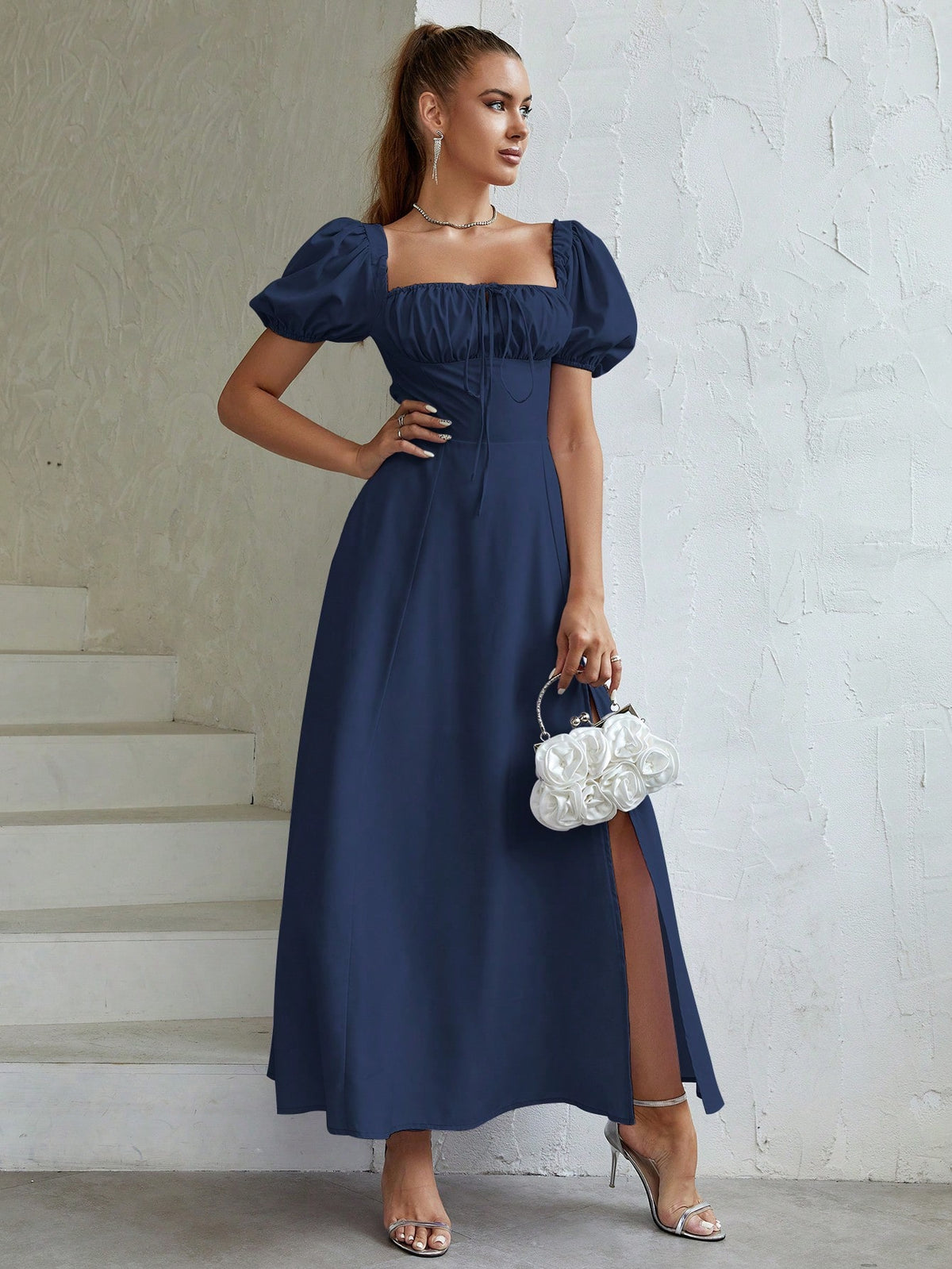 Vestido Longo Manuela Ombro a Ombro com Busto Franzido e Fenda
