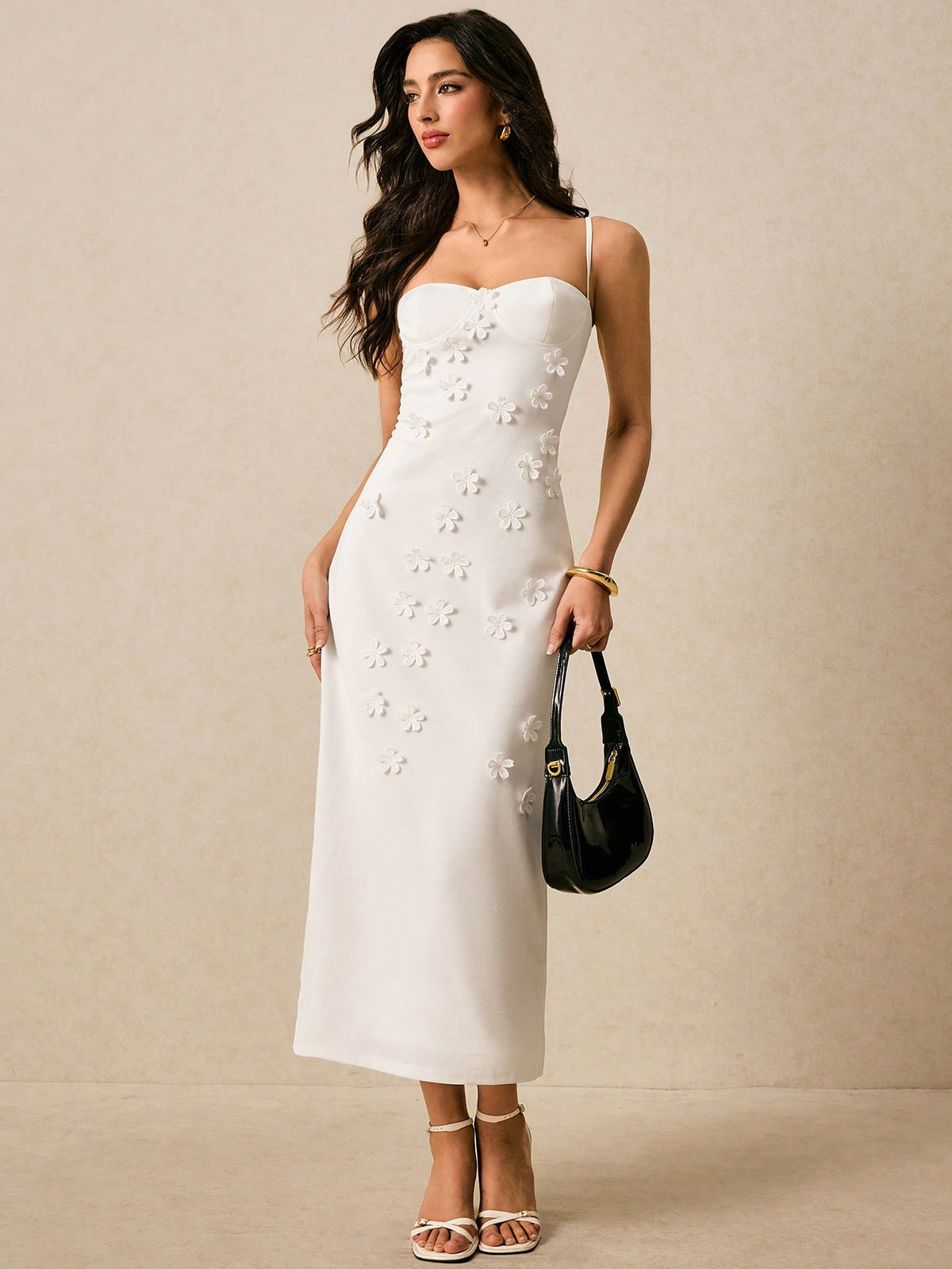 Vestido Longo Lívia Sem Mangas com Aplique, Elegante e Feminino