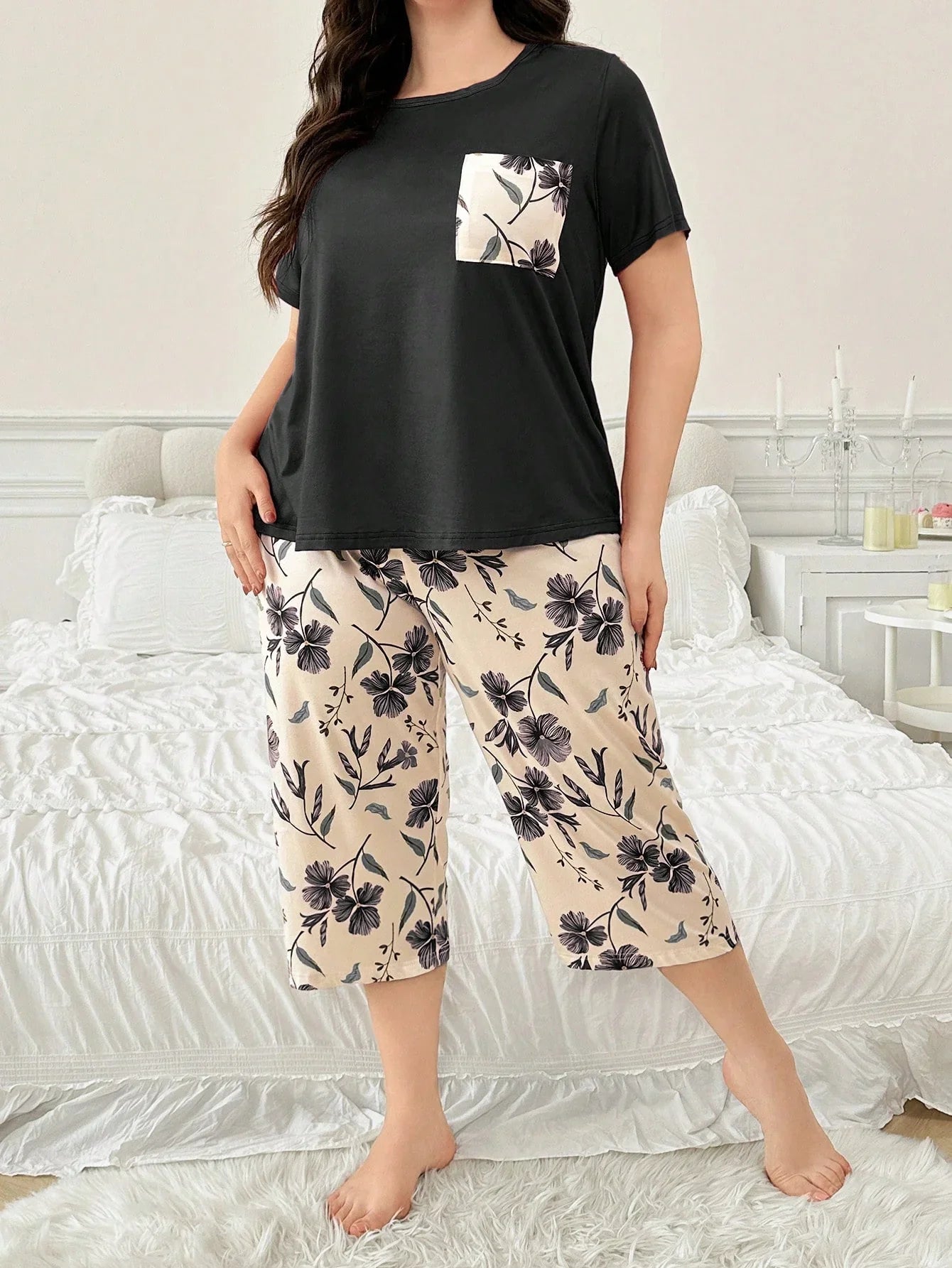 Pijama Plus Size Feminino Capri e Blusa Floral