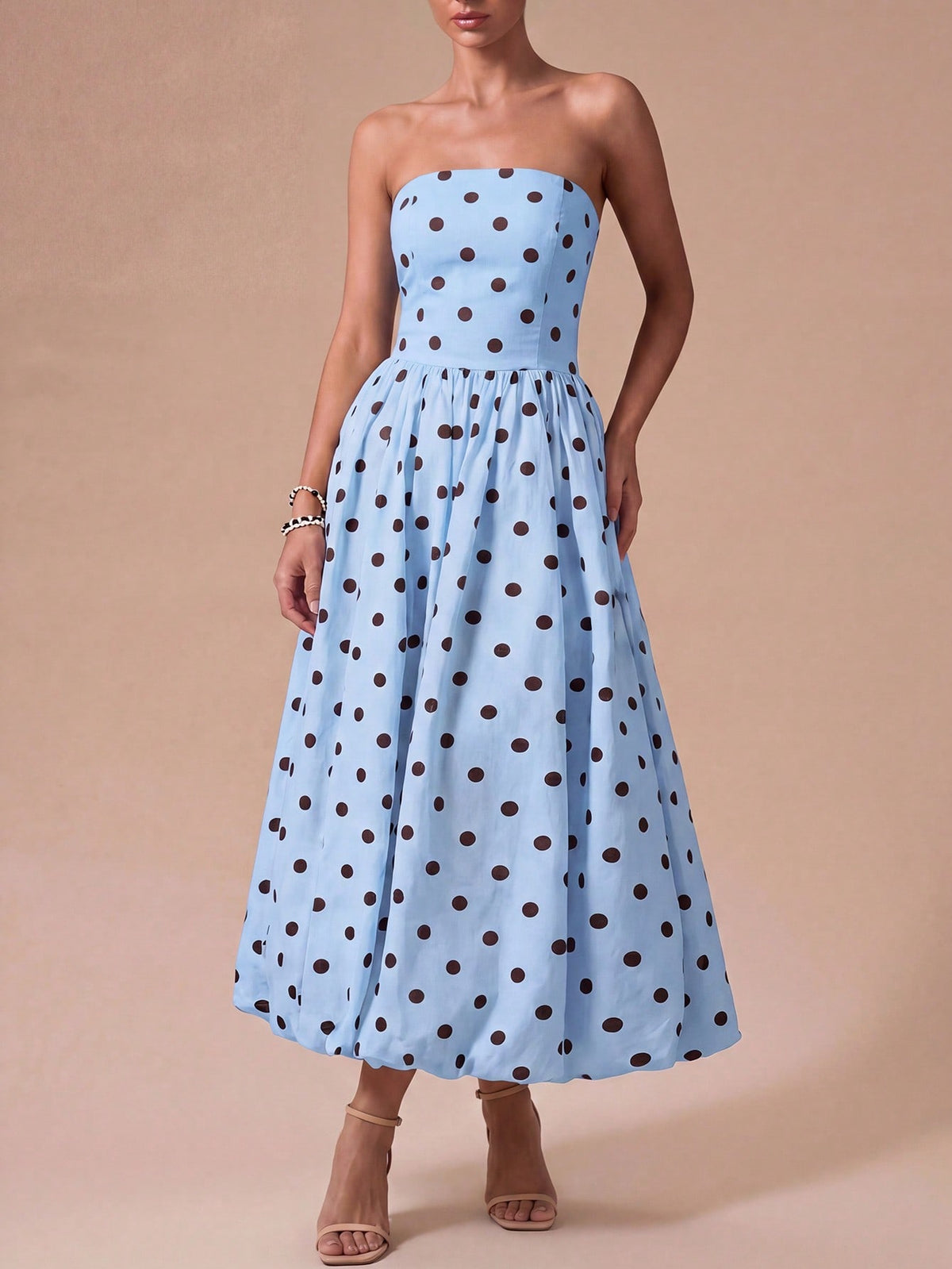 Vestido Midi Sofia de Poá Tomara que Caia com Barra Balonê, para Casamento e Festa